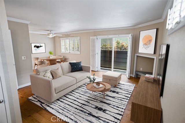 Detail Gallery Image 4 of 19 For 4744 Ben Ave #11,  Valley Village,  CA 91607 - 2 Beds | 2/1 Baths