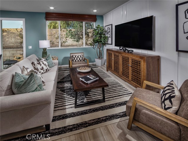 Detail Gallery Image 5 of 20 For 2074 Bergamot St, Redlands,  CA 92374 - 3 Beds | 2/1 Baths