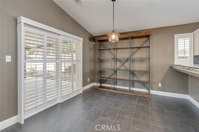 Detail Gallery Image 10 of 34 For 8714 Chisholm Dr, Bakersfield,  CA 93312 - 3 Beds | 2 Baths