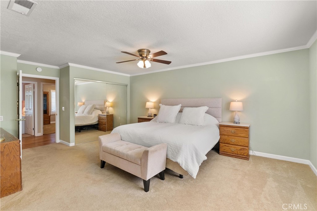 MLS #OC25233783 image #31