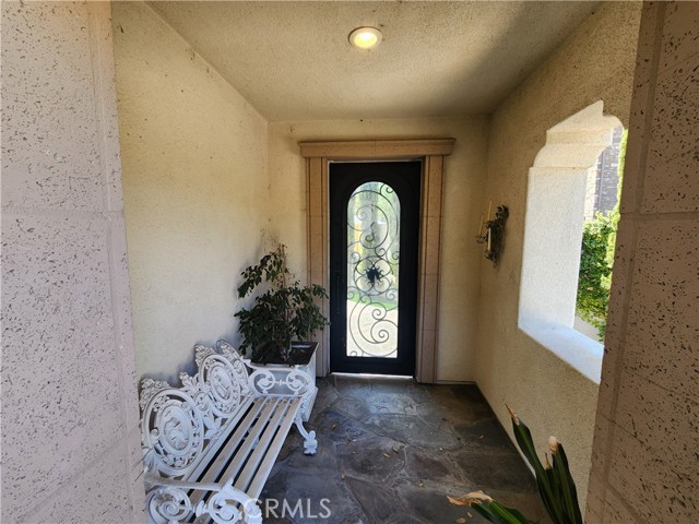1 David Street, Ladera Ranch CA: https://media.crmls.org/medias/88ca6ffc-e8d8-4a4b-9204-819f61a5780d.jpg