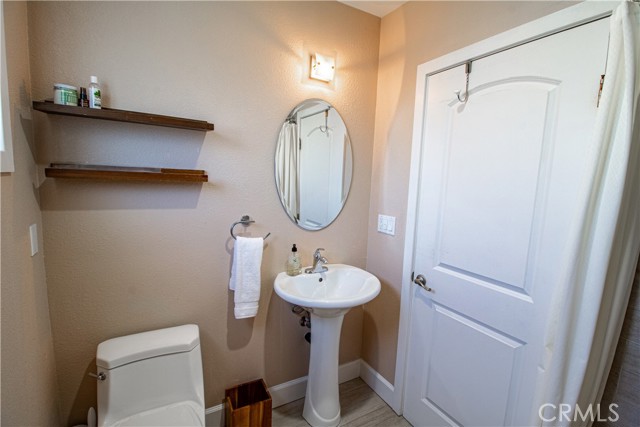 807 El Redondo Avenue, Redondo Beach CA: https://media.crmls.org/medias/88ca8ac2-d7bc-4b6e-92aa-88e92985ee0c.jpg