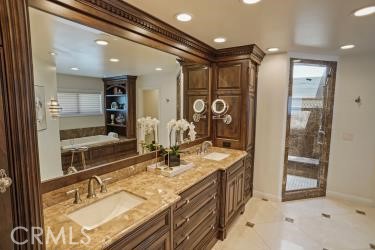 24066 Regents Park Circle, Valencia CA: https://media.crmls.org/medias/88ca96cf-b41f-4887-8219-fb8cf7aa888a.jpg