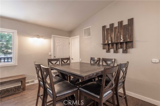 Detail Gallery Image 22 of 43 For 276 Stanford Way, Big Bear City,  CA 92314 - 4 Beds | 2 Baths
