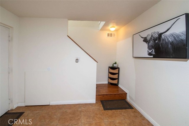 Detail Gallery Image 45 of 62 For 7310 Balboa Bld #F,  Van Nuys,  CA 91406 - 2 Beds | 3 Baths