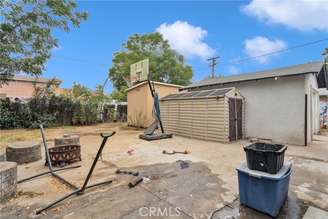 1554 N Sierra Way, San Bernardino CA: https://media.crmls.org/medias/88cc0727-e509-40d2-b9b8-2ea0ede1b2d3.jpg