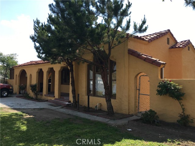 Photo of 1484 N Waterman Avenue, San Bernardino, CA 92404