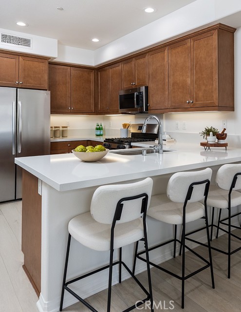 Detail Gallery Image 11 of 31 For 337 N Fenimore, Azusa,  CA 91702 - 4 Beds | 4 Baths