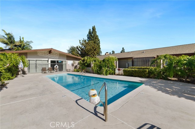 Detail Gallery Image 22 of 37 For 479 E 1st, Tustin,  CA 92780 - 2 Beds | 1/1 Baths