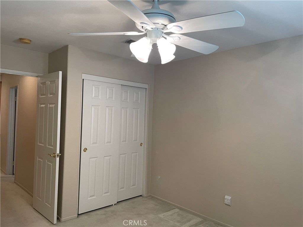 https://media.crmls.org/medias/88cd0e55-8069-4f49-b541-987fd7af0e14.jpg?preset=X-Large