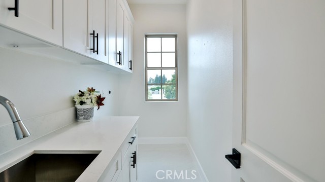 Detail Gallery Image 38 of 49 For 17413 Sienna Ln, Fountain Valley,  CA 92708 - 4 Beds | 4 Baths