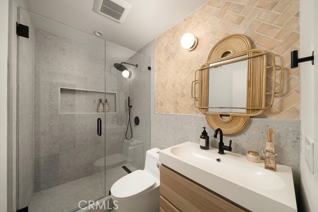 206 Gurrego, San Clemente CA: https://media.crmls.org/medias/88d05aa3-d5d0-4d0b-a35d-01ea5cf279c1.jpg