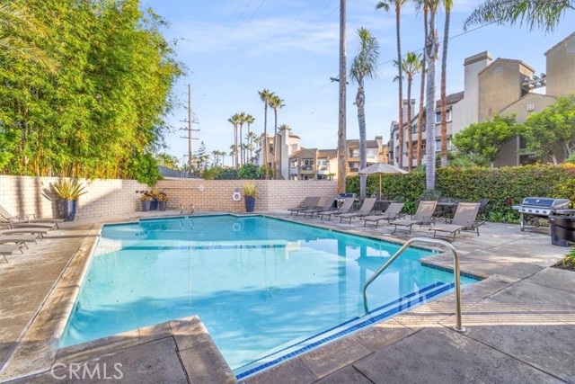 Detail Gallery Image 38 of 41 For 400 Lake St #208, Huntington Beach,  CA 92648 - 2 Beds | 2 Baths