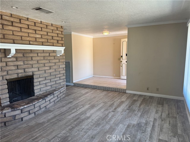 Detail Gallery Image 3 of 24 For 14705 Mandan Rd, Apple Valley,  CA 92307 - 3 Beds | 2/1 Baths