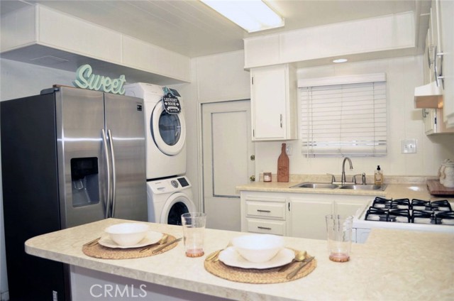 Detail Gallery Image 7 of 14 For 17705 S Western Ave #85,  Gardena,  CA 90248 - 4 Beds | 2 Baths