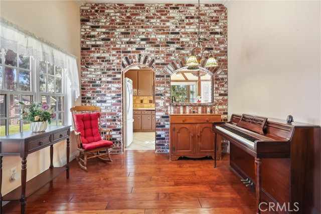 Detail Gallery Image 15 of 59 For 2490 Michigan, Claremont,  CA 91711 - 4 Beds | 2 Baths