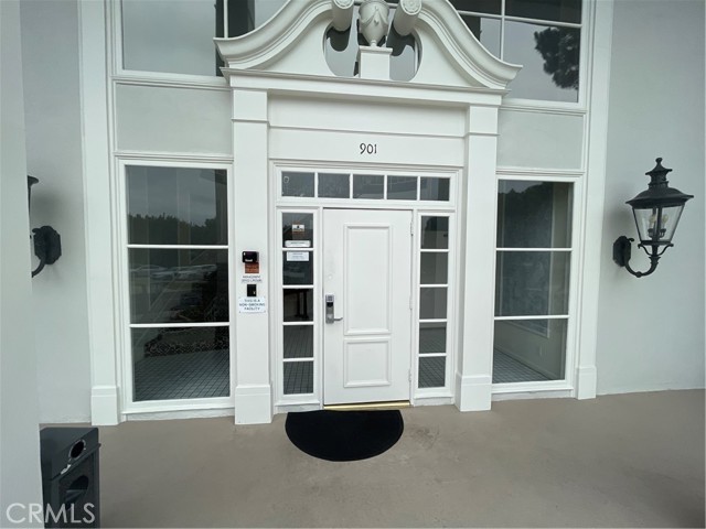 Detail Gallery Image 6 of 57 For 101 Scholz Plz #123,  Newport Beach,  CA 92663 - 1 Beds | 1 Baths