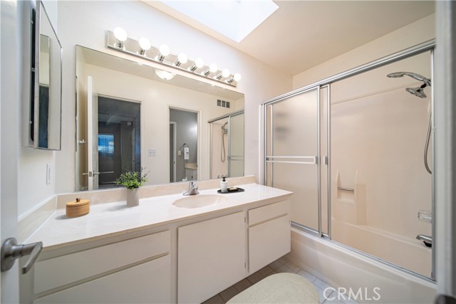 Detail Gallery Image 16 of 17 For 4900 Overland Ave #265,  Culver City,  CA 90230 - 2 Beds | 1/1 Baths
