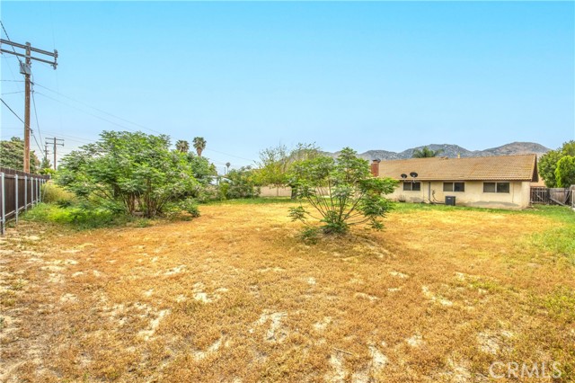 Detail Gallery Image 17 of 25 For 28930 Gifford, Moreno Valley,  CA 92555 - 4 Beds | 2 Baths