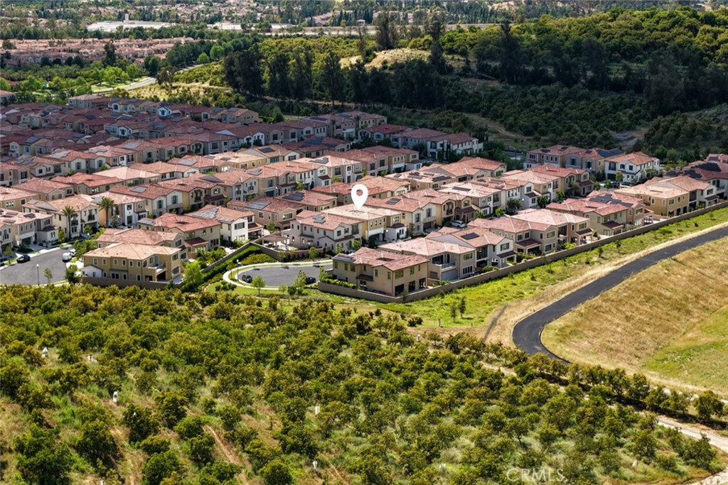 MLS #OC26079558 image #2