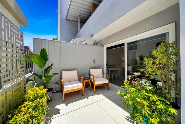 Detail Gallery Image 20 of 37 For 7259 Hillside Ave #102,  Los Angeles,  CA 90046 - 2 Beds | 2 Baths