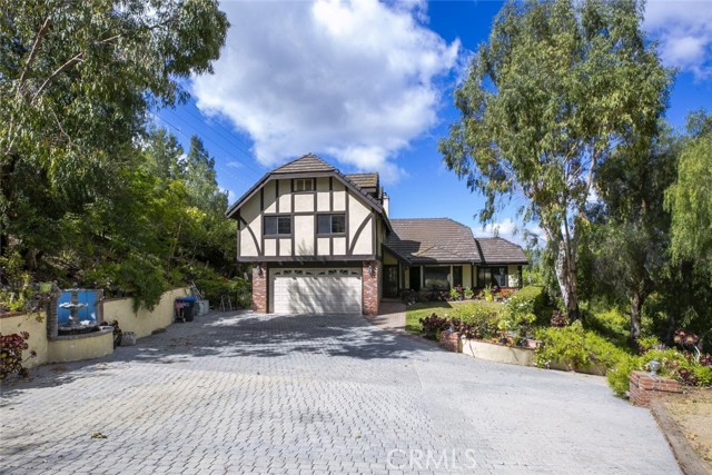 Detail Gallery Image 13 of 75 For 24300 Sylvan Glen Rd, Calabasas,  CA 91302 - 5 Beds | 3 Baths