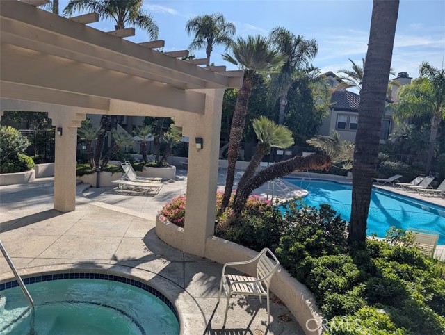 24153 Del Monte Drive, Valencia CA: https://media.crmls.org/medias/88d49db4-fca0-4286-9ce0-f8430400dc18.jpg
