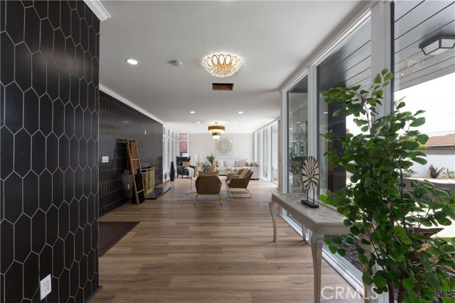 Detail Gallery Image 15 of 75 For 3841 Pacific Ave, Long Beach,  CA 90807 - 5 Beds | 5 Baths