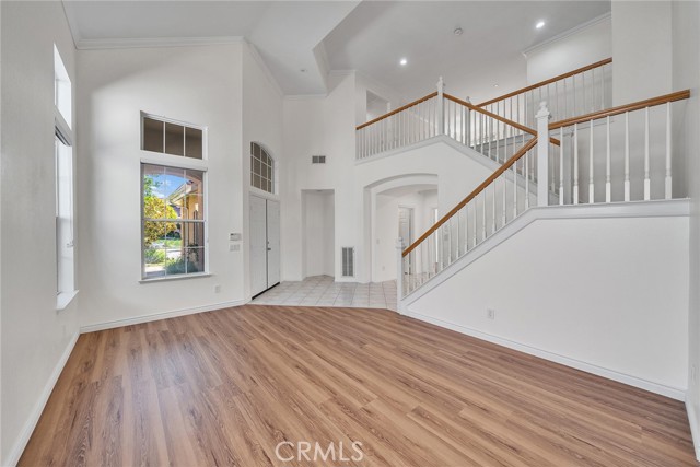 Detail Gallery Image 7 of 33 For 2357 Laurelwood Dr, Thousand Oaks,  CA 91362 - 4 Beds | 3 Baths