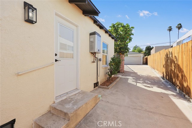 2133 Westminster photo 45