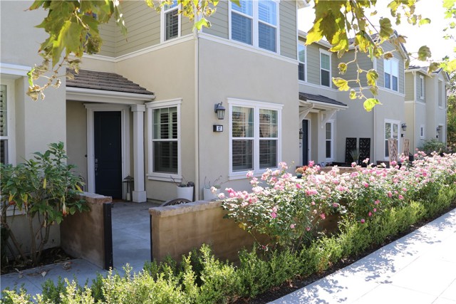 Detail Gallery Image 2 of 22 For 17 Piara St, Rancho Mission Viejo,  CA 92694 - 3 Beds | 2/1 Baths