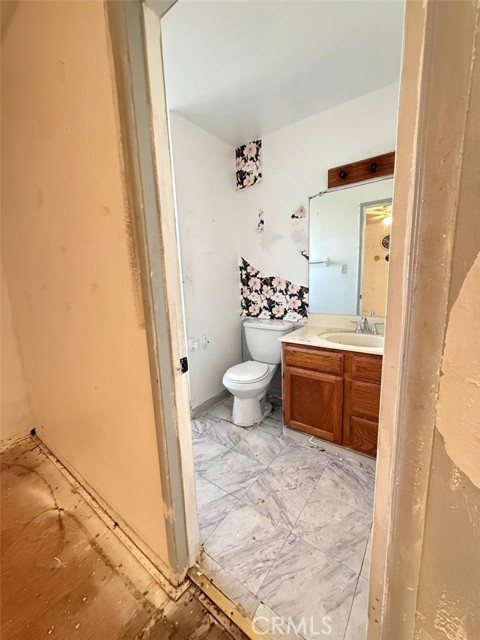 Detail Gallery Image 15 of 22 For 170 W Spring Ln, Lemoore,  CA 93245 - 3 Beds | 2 Baths