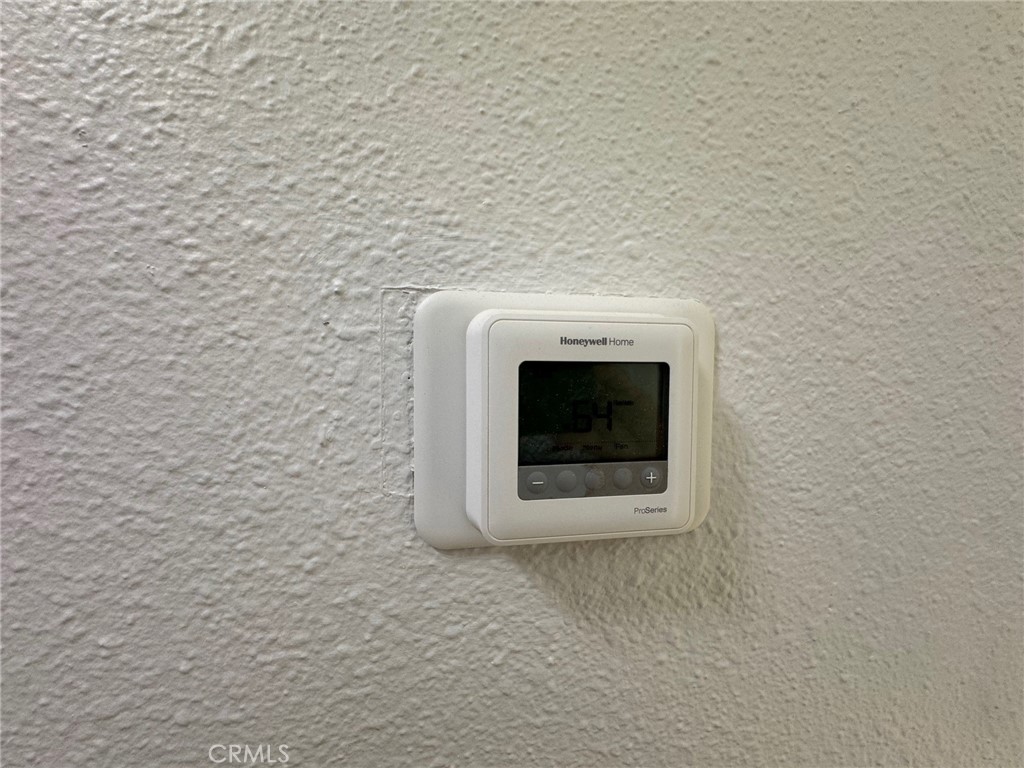 https://media.crmls.org/medias/88d86c2f-a53b-43fb-8fc9-bf7207785343.jpg?preset=X-Large
