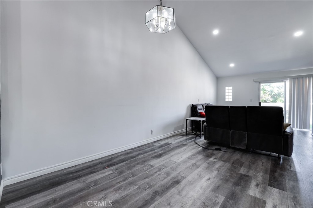 MLS #OC25259369 image #7