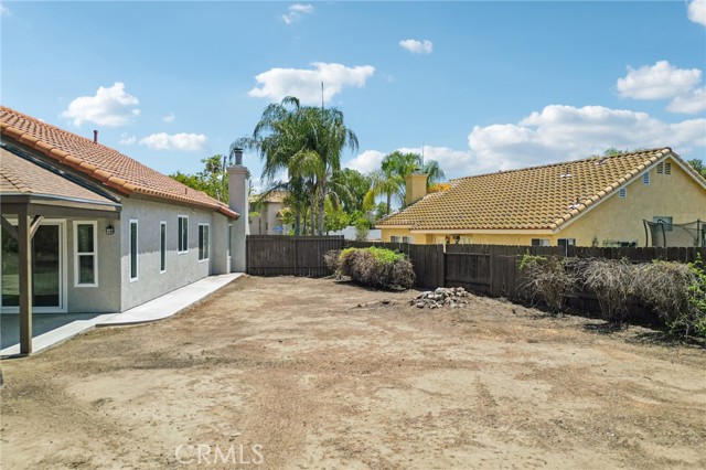 24318 Via Las Junitas, Murrieta CA: https://media.crmls.org/medias/88d94021-76c4-4c85-bc7e-676568cddaf5.jpg