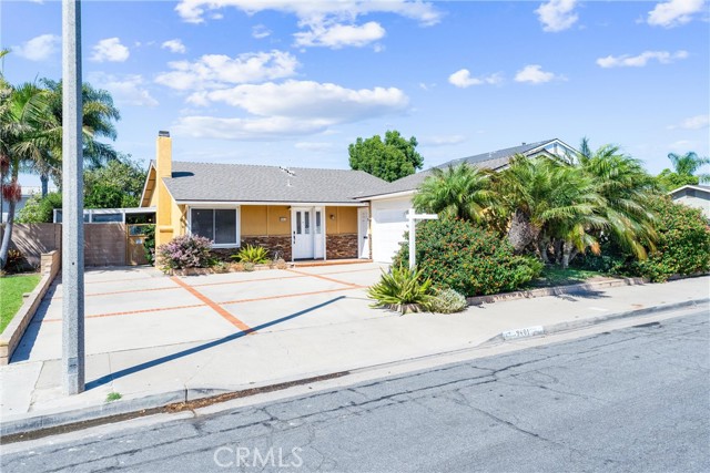 9401 Castlegate Dr, Huntington Beach, CA 92646