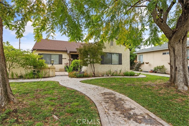 Walk way to house