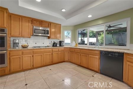 7608 E BRIARCREST Lane, Orange CA: https://media.crmls.org/medias/88da5d34-3f96-4820-b647-91e398674790.jpg