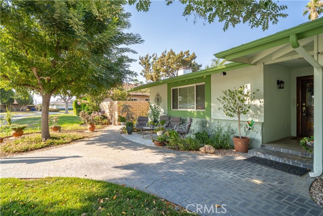 4941 Milford Road, Riverside CA: https://media.crmls.org/medias/88da78c3-e7df-4147-a1d6-b52da0875fb4.jpg