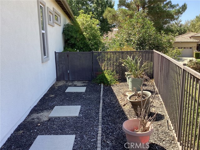 Detail Gallery Image 15 of 18 For 24306 Whitetail Dr, Corona,  CA 92883 - 2 Beds | 2 Baths