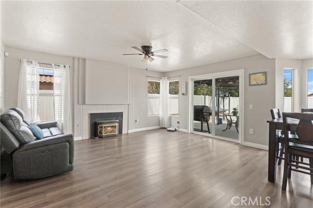 Detail Gallery Image 10 of 40 For 12342 Southwind St, Victorville,  CA 92392 - 4 Beds | 3 Baths