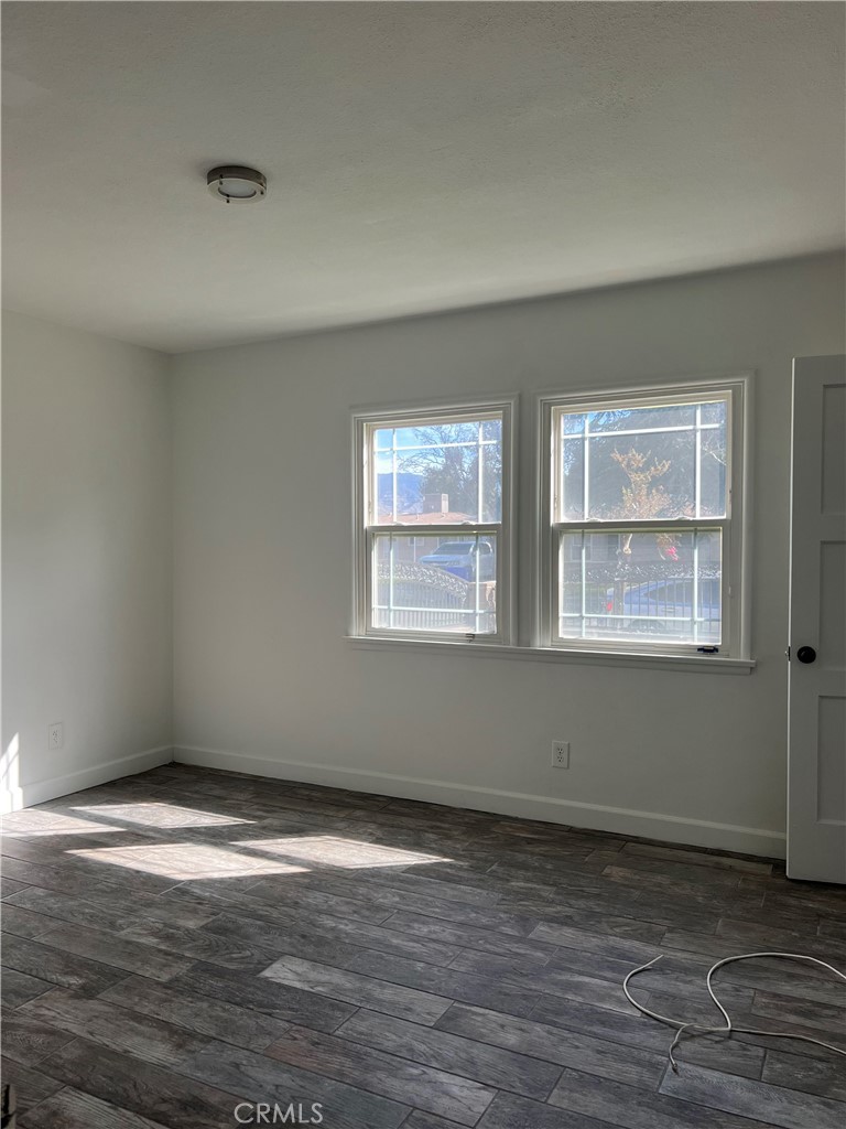 MLS #IV25222711 image #10