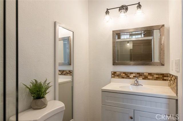 Detail Gallery Image 31 of 33 For 2349 Mira Vista Ave #C,  Montrose,  CA 91020 - 2 Beds | 2/1 Baths