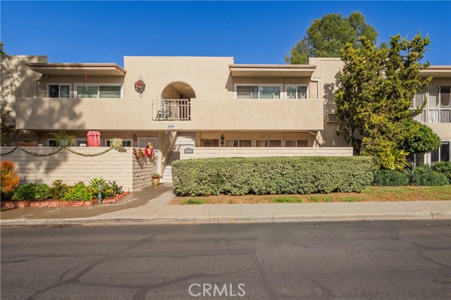 Detail Gallery Image 6 of 22 For 2103 Ronda Granada #B,  Laguna Woods,  CA 92653 - 1 Beds | 1 Baths