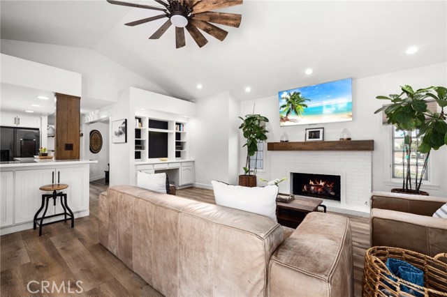 Detail Gallery Image 7 of 37 For 7385 Piute Creek Dr, Corona,  CA 92881 - 4 Beds | 3/1 Baths