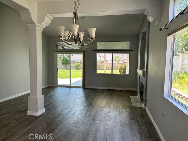42401 Corte Villosa, Temecula CA: https://media.crmls.org/medias/88dc2b10-d7d1-4e38-ab6e-edf30d311f54.jpg