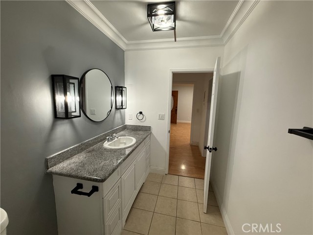 9031 Phyllis Avenue, West Hollywood CA: https://media.crmls.org/medias/88dc391b-1987-412d-8d81-9301aa82f671.jpg