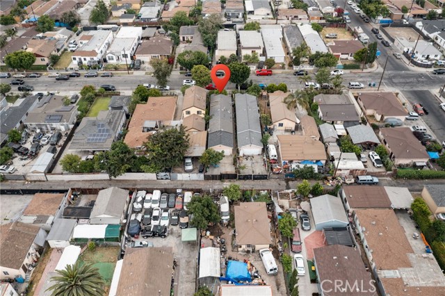 9514 Juniper Street, Los Angeles CA: https://media.crmls.org/medias/88dd128f-a0e9-4a31-8eb9-11ead85ffb53.jpg
