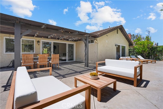 854 Rim Crest, Westlake Village CA: https://media.crmls.org/medias/88dddcdf-6582-4352-ba12-306bba8b939b.jpg