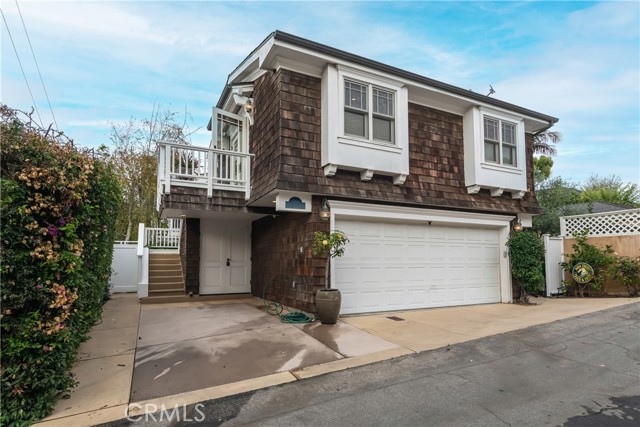 566 35th St, Manhattan Beach, California 90266, 5 Bedrooms Bedrooms, ,4 BathroomsBathrooms,Residential,Sold,35th St,SB23195066